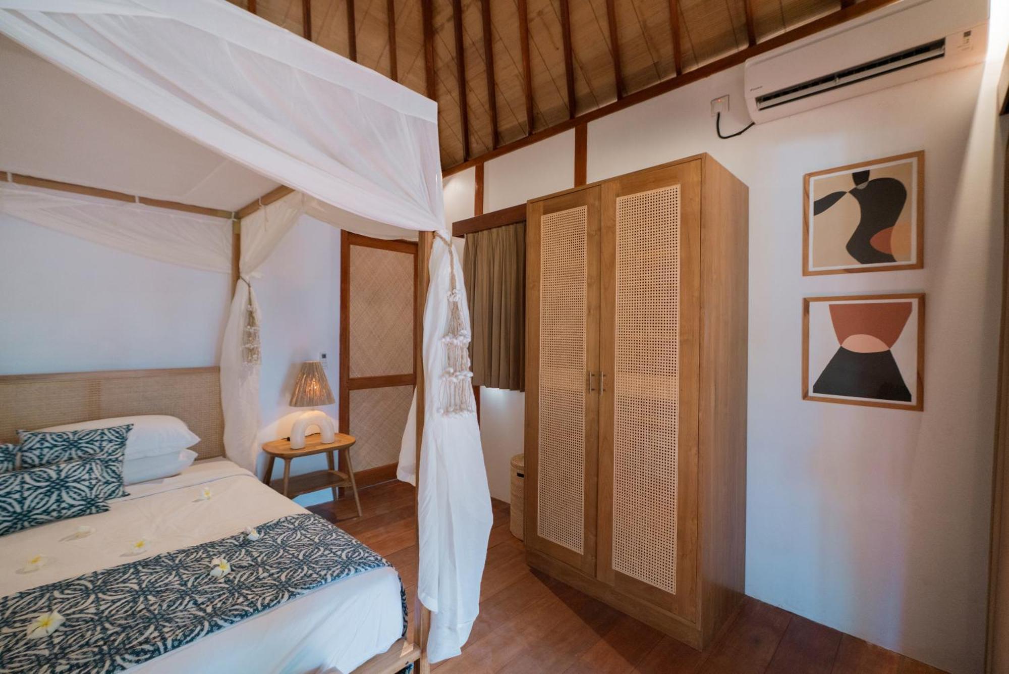 The Gili Beach Resort Gili Trawangan Esterno foto