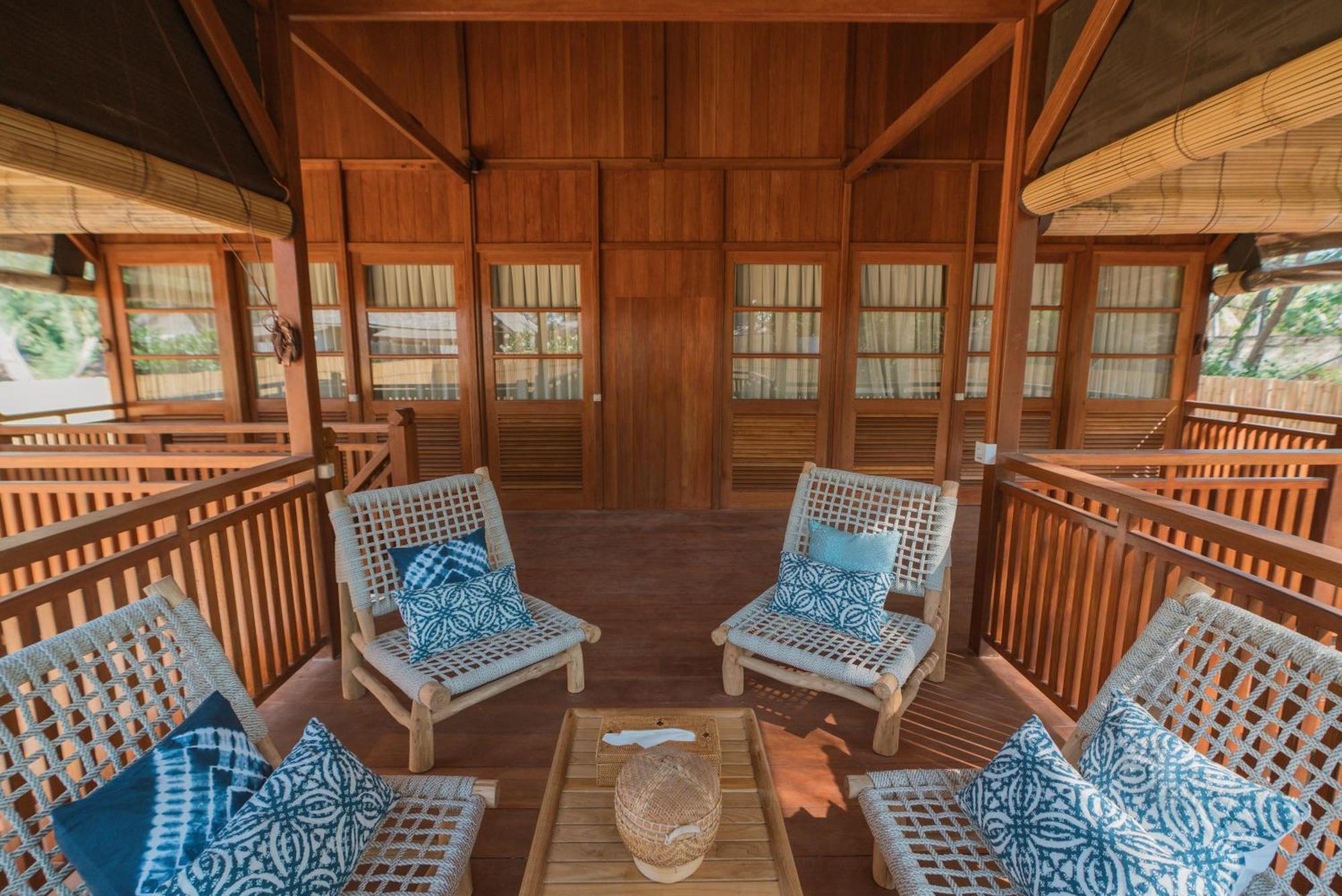 The Gili Beach Resort Gili Trawangan Esterno foto