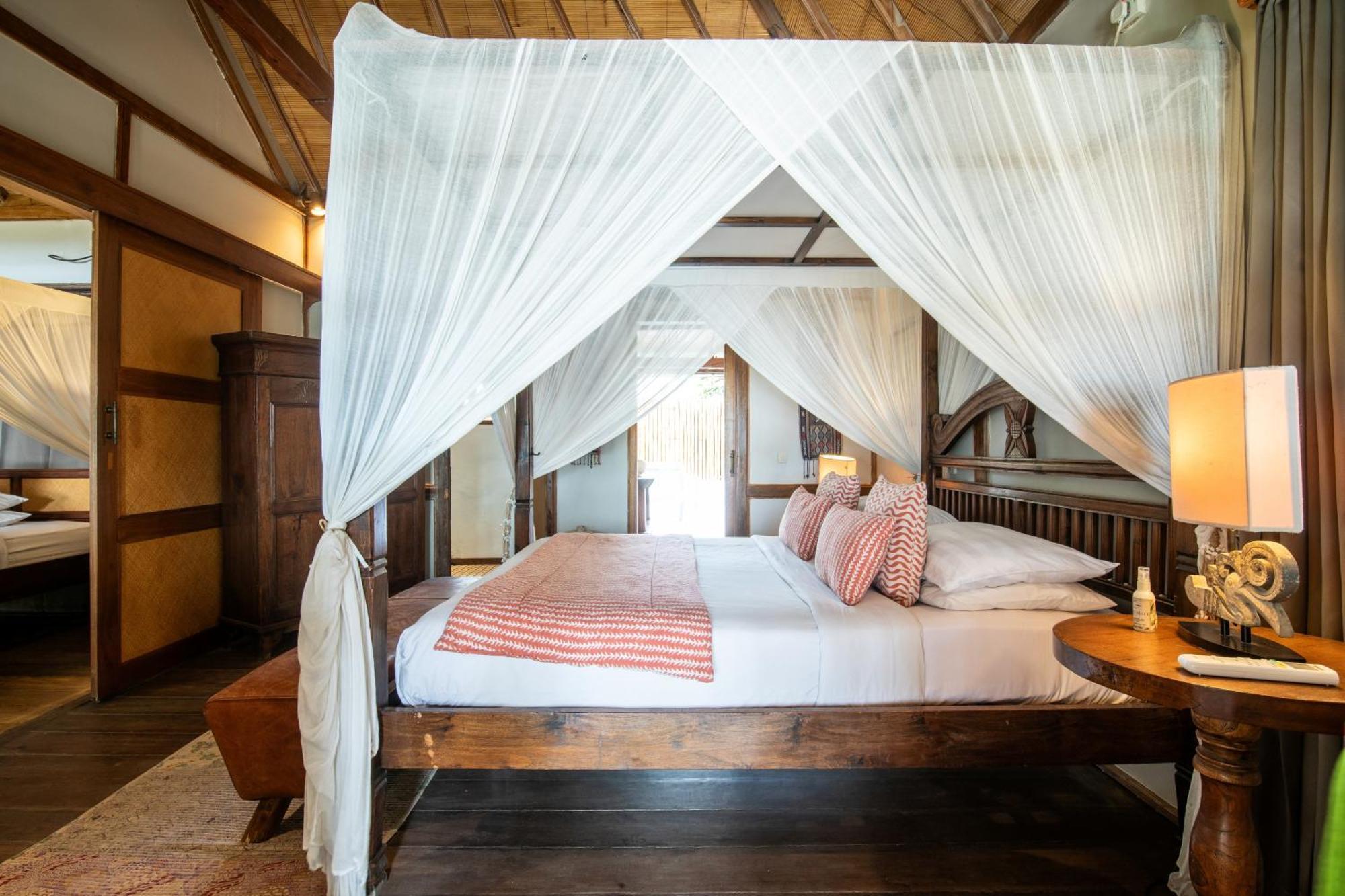 The Gili Beach Resort Gili Trawangan Esterno foto