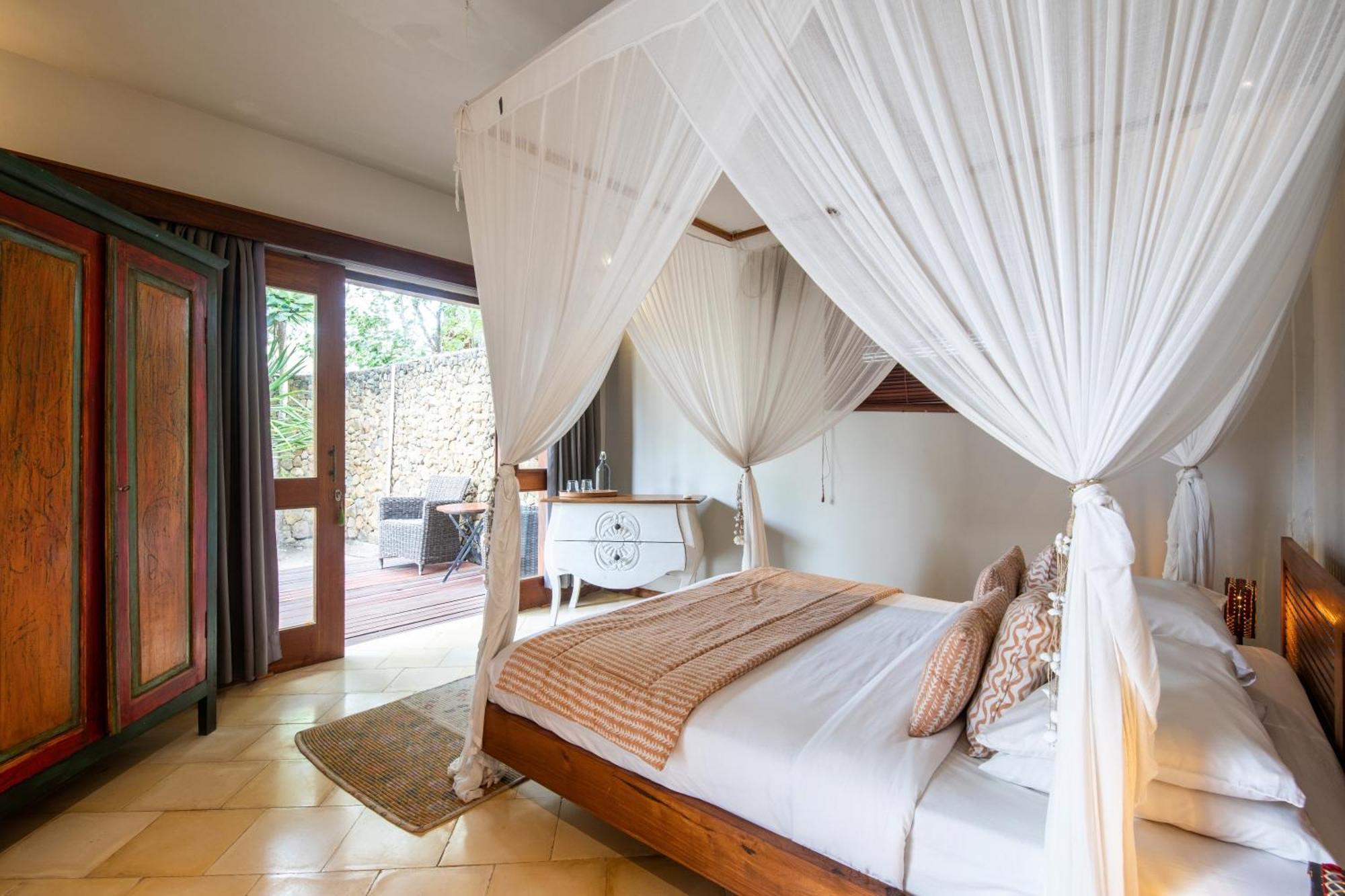 The Gili Beach Resort Gili Trawangan Esterno foto