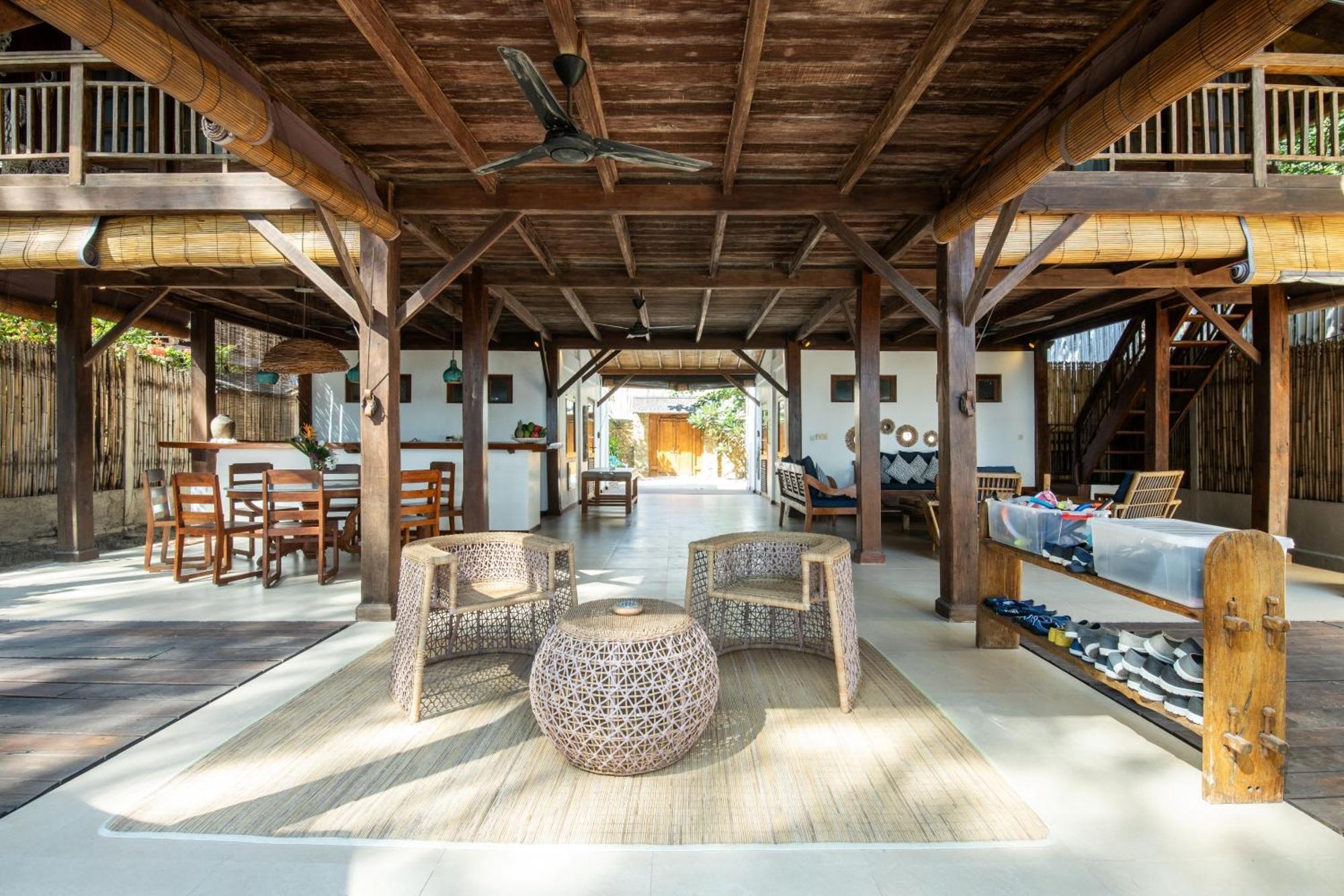 The Gili Beach Resort Gili Trawangan Esterno foto